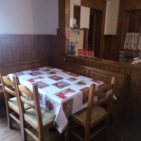 Laux Apartment