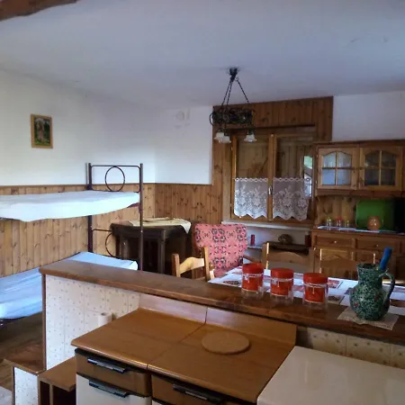 Laux Apartment